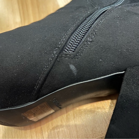 Knee high black suede-like boots - Picture 9 of 9